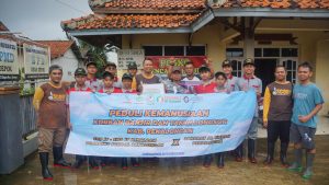 Aksi Assalaam Boarding School Pekalongan Peduli Banjir Petungkriyono