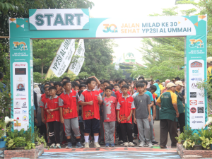 Read more about the article YP2SI Al Ummah Gelar Puncak Milad ke-30, Semarak Jalan Sehat hingga Al Ummah Award Warnai Kebersamaan